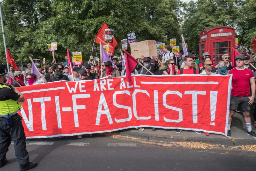 Antifa significa Antifascista