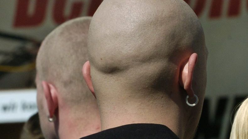 Família condenada por disseminar material terrorista e ódio racial por meio de música neonazista