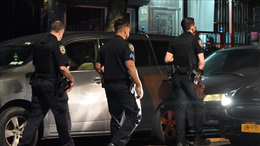 Seis presos após protesto de extrema direita em frente à residência do prefeito de Nova York